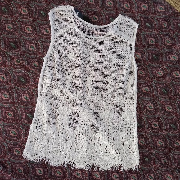 Sportsgirl Size XS White Crochet Top - Picture 4 of 5